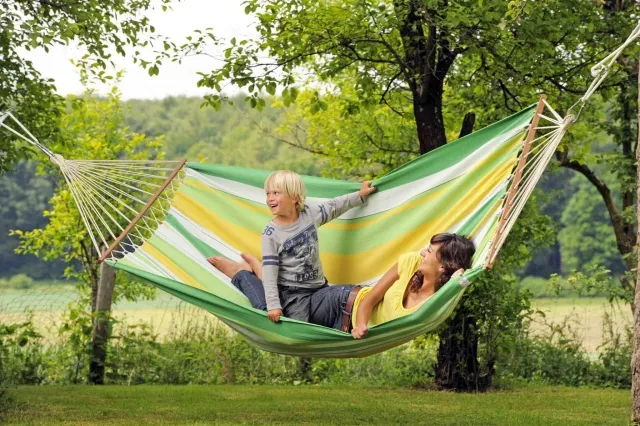 Hammock Brasilia Apple by Amazonas AZ-1065600 color green