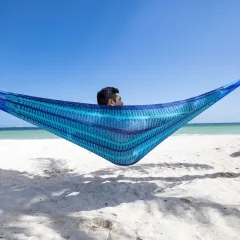 Meksykański hamak siatkowy podwójny ciemno- i jasnoniebieski by MacaMex MA-00027 color niebieski