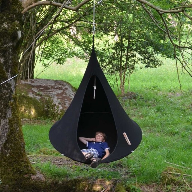 Single hanging chair black by Cacoon HI-SBL8-OLD color black